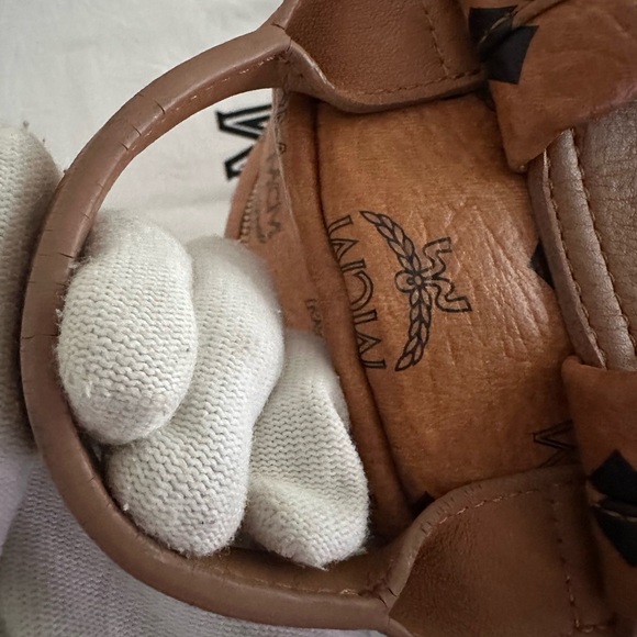 MCM Cognac Backpack With Dustbag - Picture 15 of 16